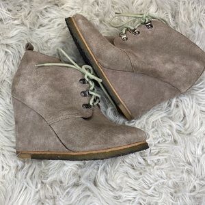 Steve Madden Laced Heel Wedges